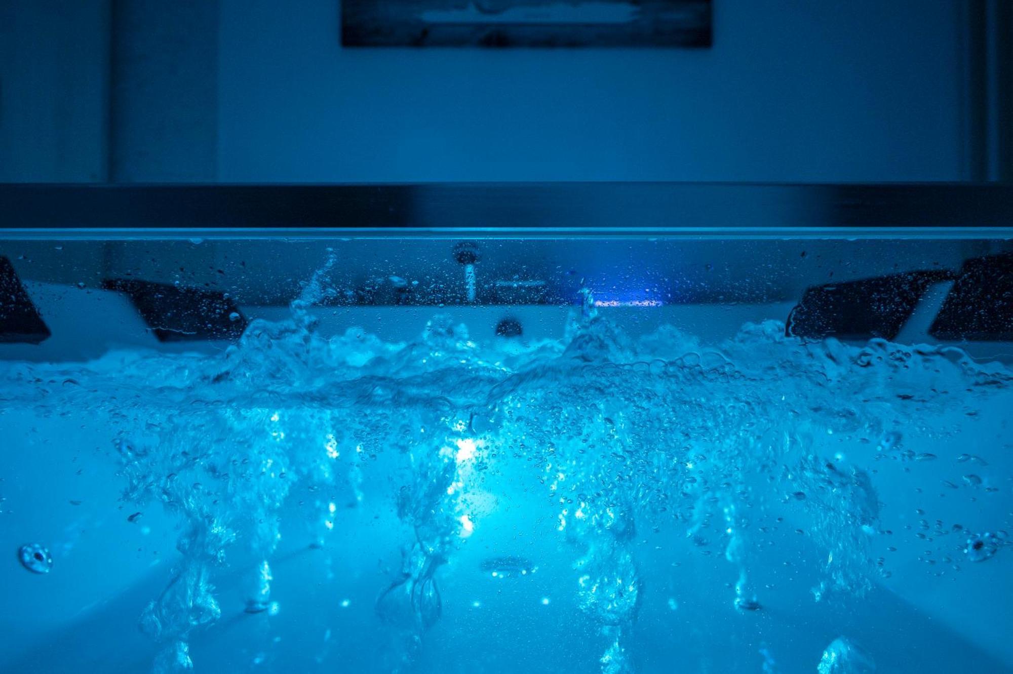 Premium Jacuzzi Suite At The City Center, By Aqua Platinum Thessaloníki Eksteriør billede